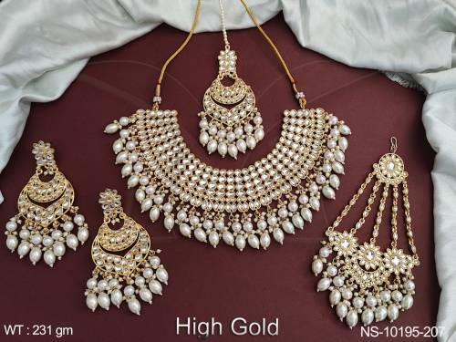 Beautiful Antique Stones Clustered Pearl High Gold Polish Choker Necklace Set