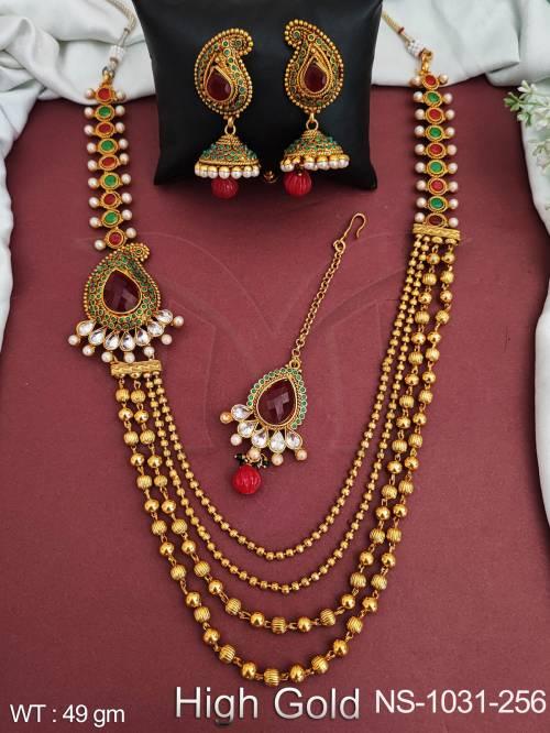 koyari one sided antique necklace set detail