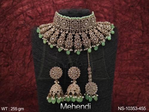 Mehendi Polish Antique jewelry Stone Bridal Wear Fancy Design Beautiful look Heavy Antique Choker Necklace Set 