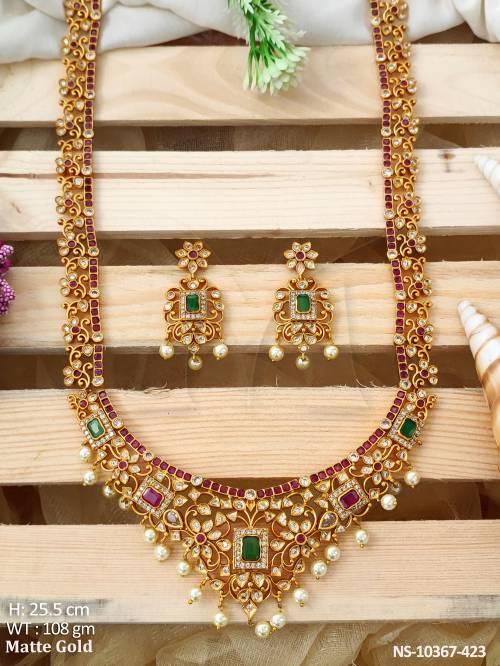 -matte-gold-polish-wedding-wear-beautiful-flower-design-kemp-haram-long-necklace-set-