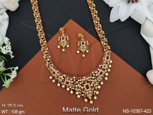 Matte Gold Polish Wedding Wear Beautiful Flower Design Kemp Haram Long Necklace Set 