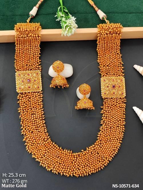 Heavy Antique jewelry Matte Gold Polish South Fashion  Bridal Wear Beautiful look Designer Antique Long Necklace Set 
