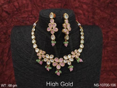 Kundan Stones High Gold Polish Kundan Jewellery Fancy Party wear Short Necklace Set 