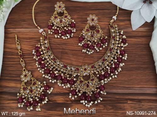 mehendi-polish-antique-jewelry-full-cluster-pearls-beautiful-antique-necklace-set
