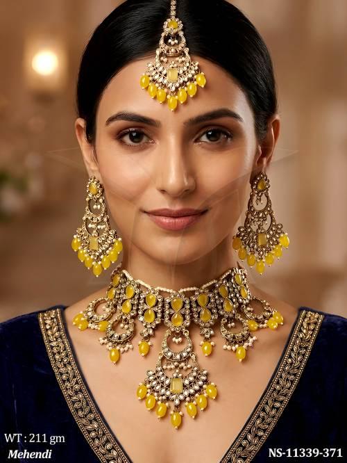 designer-fancy-style-mehendi-polish-party-wear-beautiful-choker-style-necklace-set-