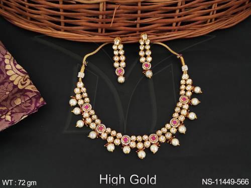 clustered-pearl-designer-fancy-style-party-wear-beautiful-kundan-stones-kundan-jewellery-short-necklace-set