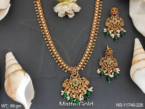 Fancy Style Party wear Matte Gold Polish Beautiful Kemp Jewellery Desinger Kemp Long Necklace Set    