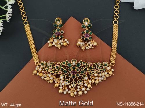 beautiful-antique-jewellery-designer-matte-gold-polish-necklace-set-