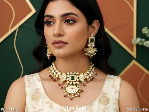 kundan-jewellery-high-gold-polish-designer-party-wear-short-necklace-set