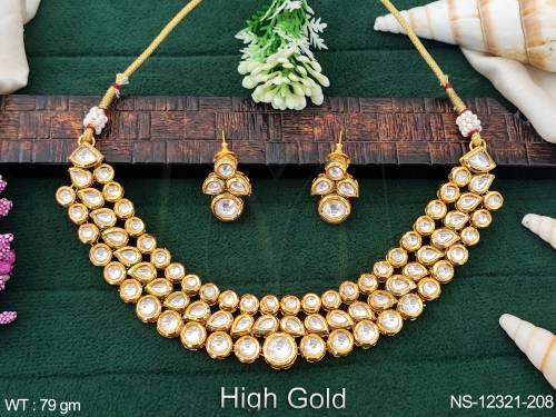 Kundan Jewelry High Gold Polish Party Wear Fancy Design Kundan Short Necklace Set