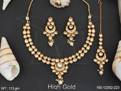 kundan-jewelry-high-gold-polish-designer-party-wear-fancy-style-kundan-short-necklace-set