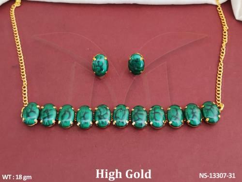 Western Jewellery Fancy Design High Gold Polish Party Wear Western Choker Necklace Set 