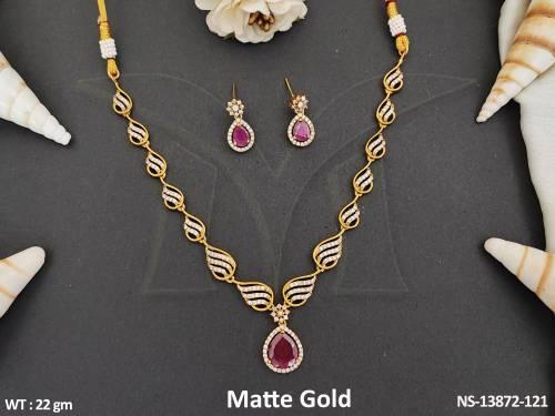 Kemp Jewellery Matte Gold Polish Full Stone Designer Kemp Necklace Set