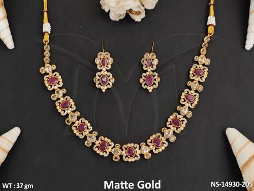 Kemp Jewellery Matte Gold Polish Designer Kemp Short Necklace Set 