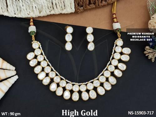 Handcrafted Kundan Jewellery High Gold Polish  Classic Beauty Kundan Necklace Sets 