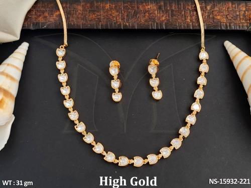 kundan-jewellery-high-gold-polish-beautiful-indian-ethnic-kundan-necklace-set-