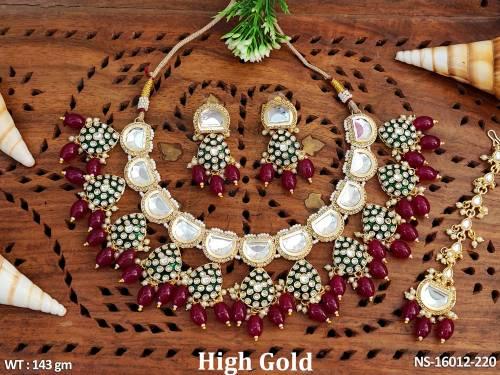 NS-16012-220-Ruby green white