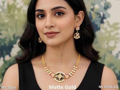 Kemp Jewellery Matte Gold Polish Fancy Style Short Necklace Set   