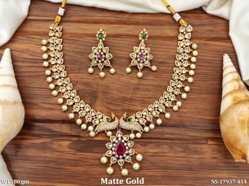 Kemp Matte Gold  Polish Designer Short Necklace Set     — NS-17937-414