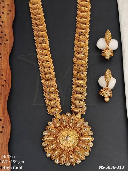 long seeds style designer necklace detail