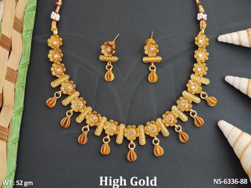 delicate flower ruby green antique necklace set