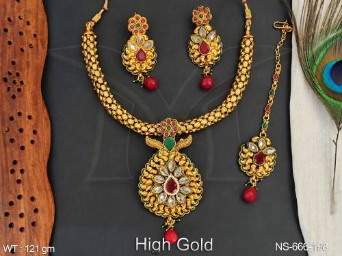 manekratna delicate design antique necklaces detail