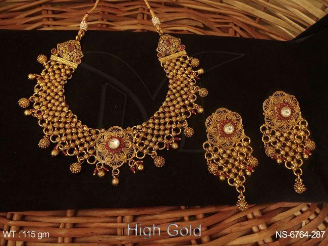 Clustered Golden Ball Shape With Flower Design Shape Necklace Set