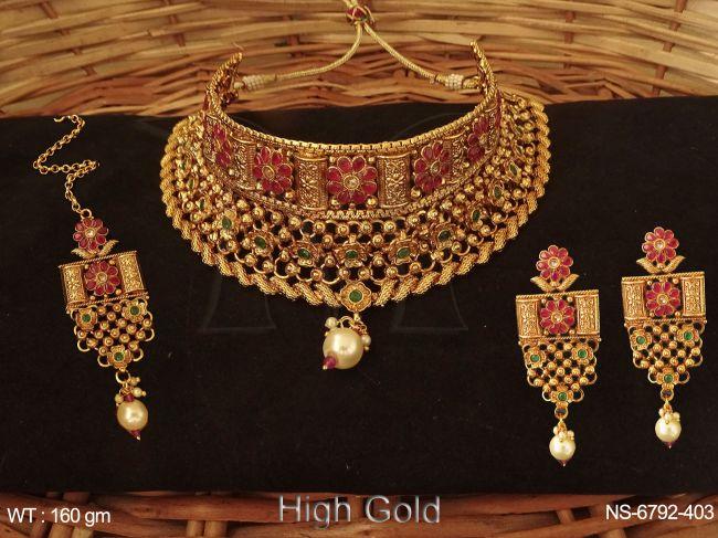 Heavy Choker Style Flower Shape Design Antique Necklace Set