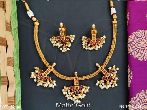 Designer Fancy Style Kemp Jewelry Matte Gold Polish Clustered Pearl Tassels Beautiful Necklace Set