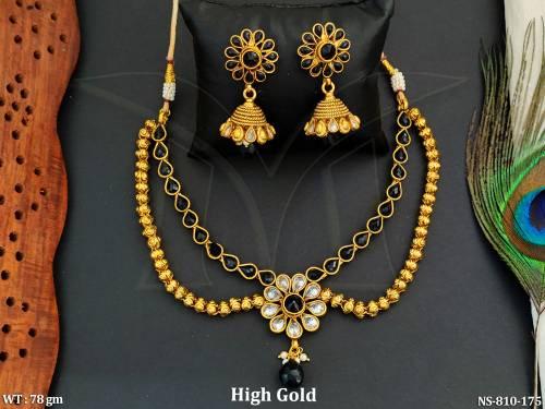 ruby green flower paanshape antique necklaces detail