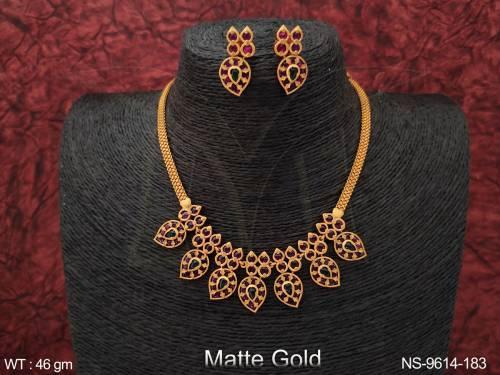 Beautiful Matte Gold Polish Kemp Jewelry Party wear Designer Kemp Necklace Set