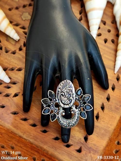 leaf-motif-oxidized-silver-finger-ring-with-charm-