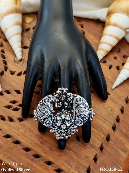 designer-oxidized-silver-finger-ring-with-floral-motif-