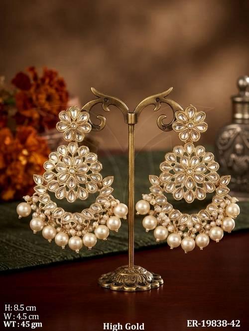 designer-pearl-chandbali-earrings-with-kundan-work