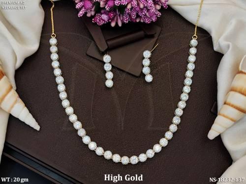 Minimalist AD Necklace Set in High Gold Polish 