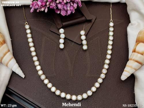 NS-18235-137-WHITE