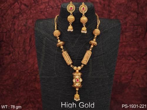 brick shape online designer pendant set detail