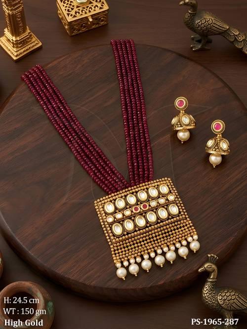 chokor style shape designer pendant set detail