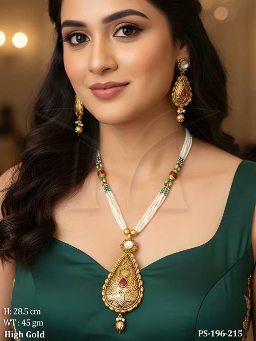 long paan shape designer pendant set detail