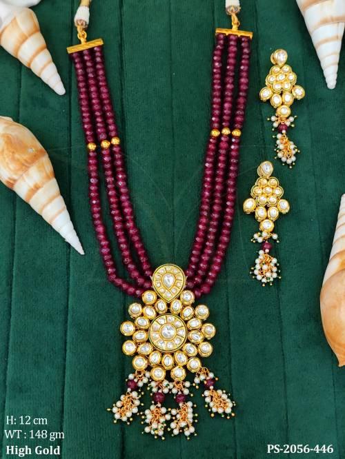 reverse paan shape designer pendant set detail