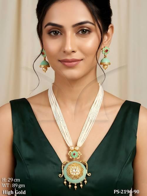 round style designer long pendant set detail