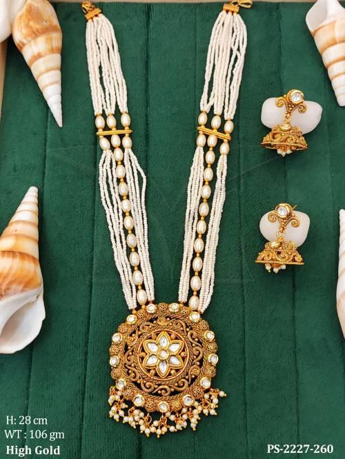 round center flower designer long pendant set detail
