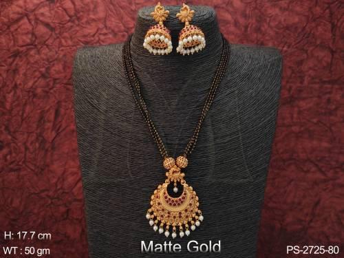 beautiful-fancy-design-matte-gold-polish-party-wear-long-kemp-pendant-set