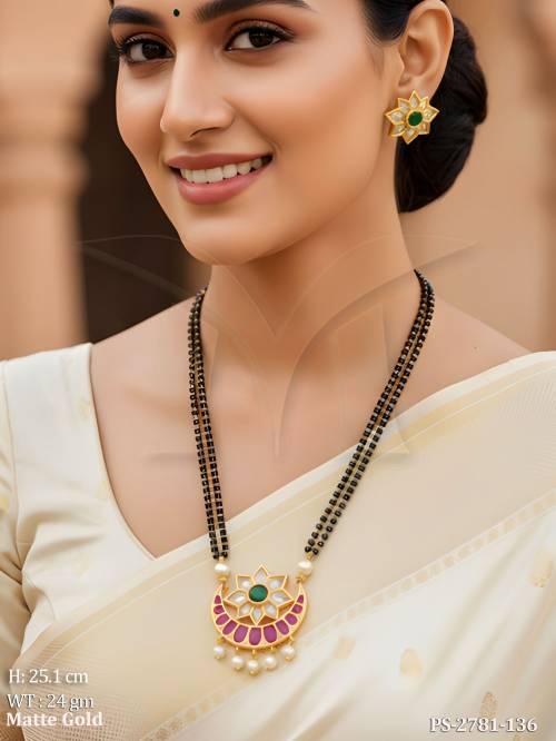 beautiful-designer-fancy-design-kemp-pendant-sets-