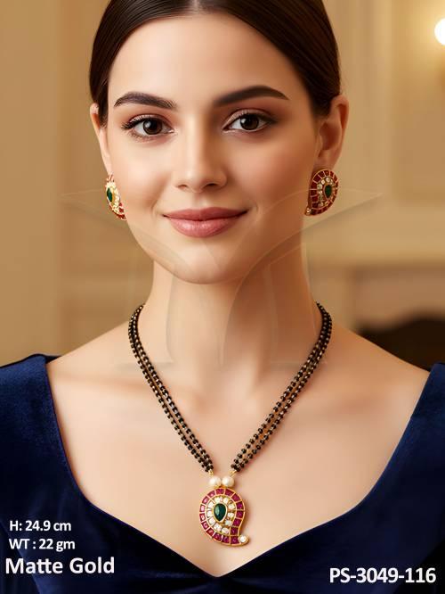 fancy-style-party-wer-beautiful-matte-gold-kemp-jewellery-long-pendant-set