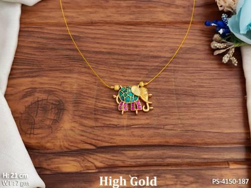 antique-jewellery-high-gold-polish-fancy-designer-pendant-set