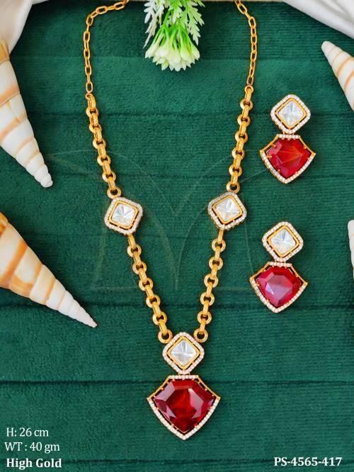 beautiful-designer-high-gold-polish-designer-pendant-set-