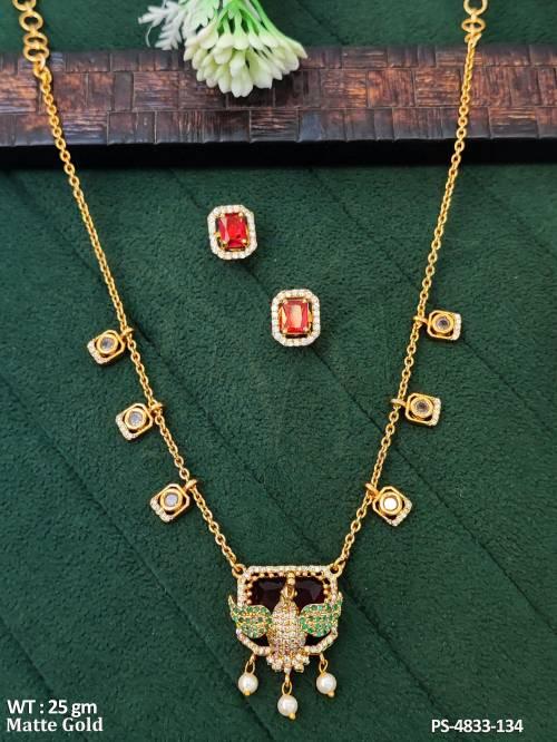 traditional-kemp-stone-pendant-with-earrings-