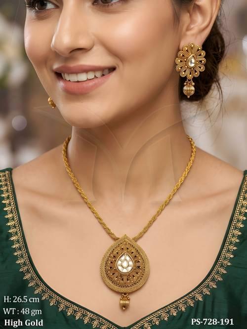 paan broach celebrity style antique pendant set detail