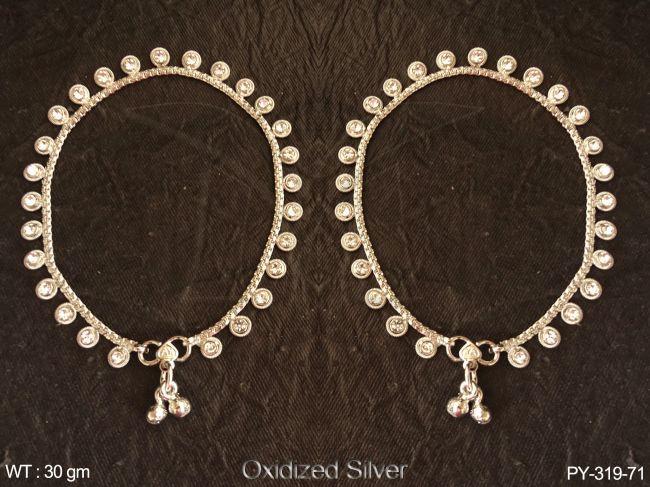 PY-319-71-WHITE